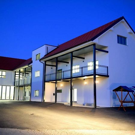 Hostel Ormož Buitenkant foto