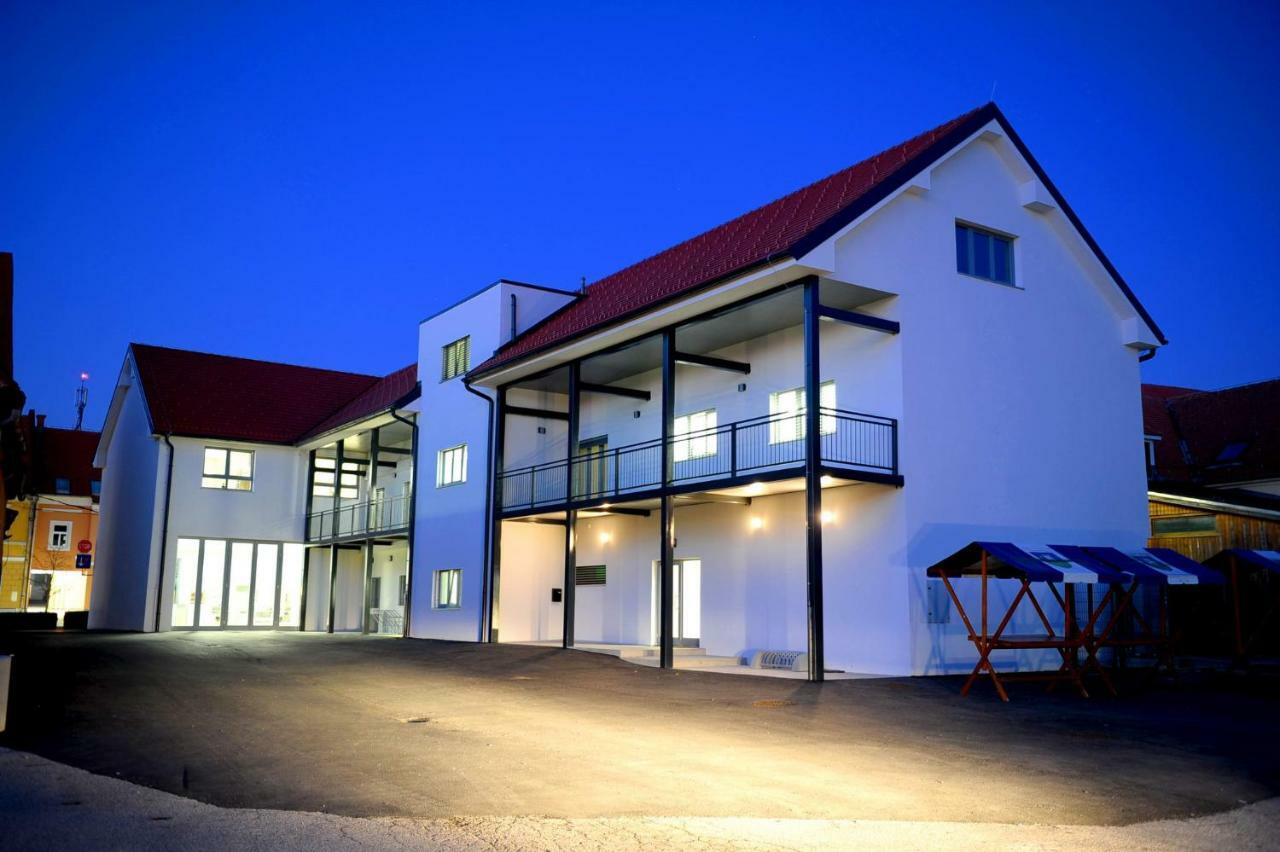 Hostel Ormož Buitenkant foto