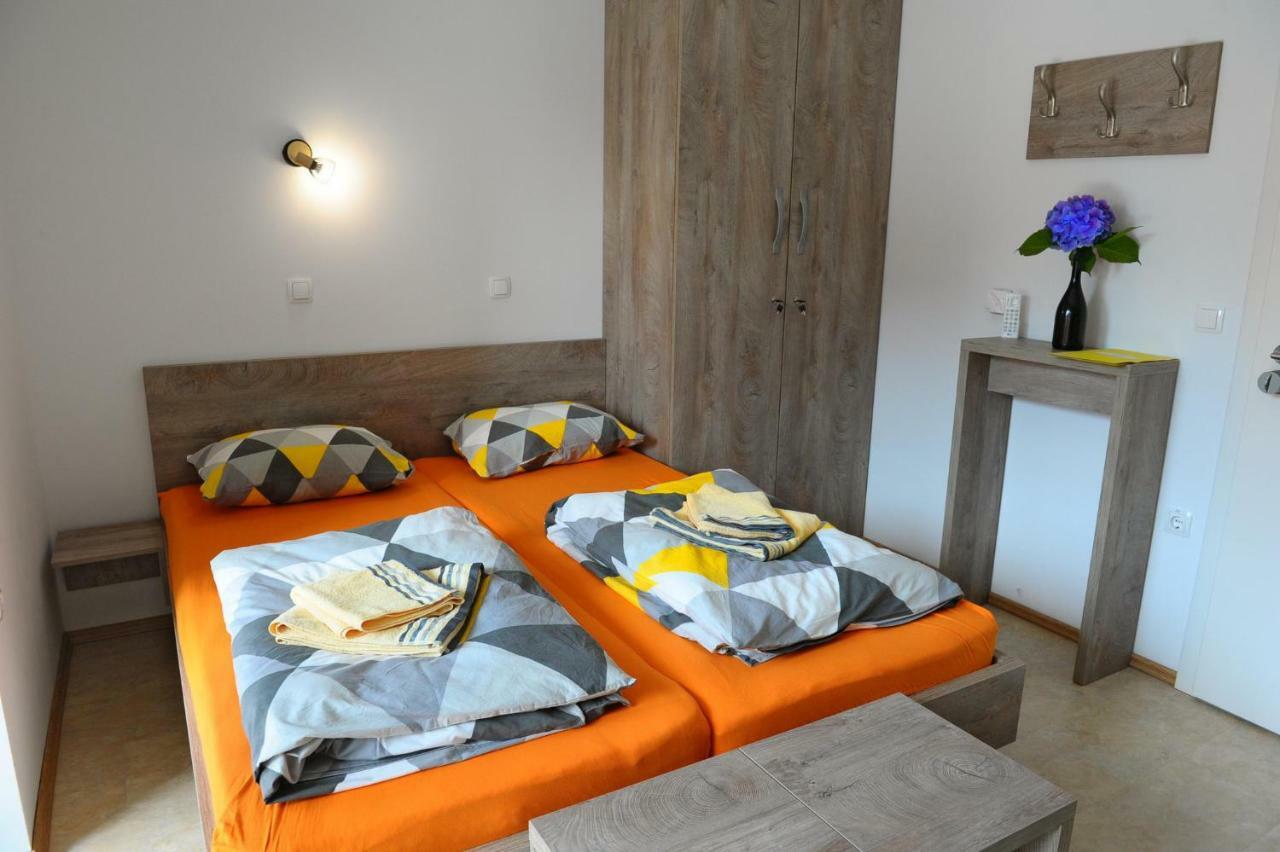 Hostel Ormož Buitenkant foto