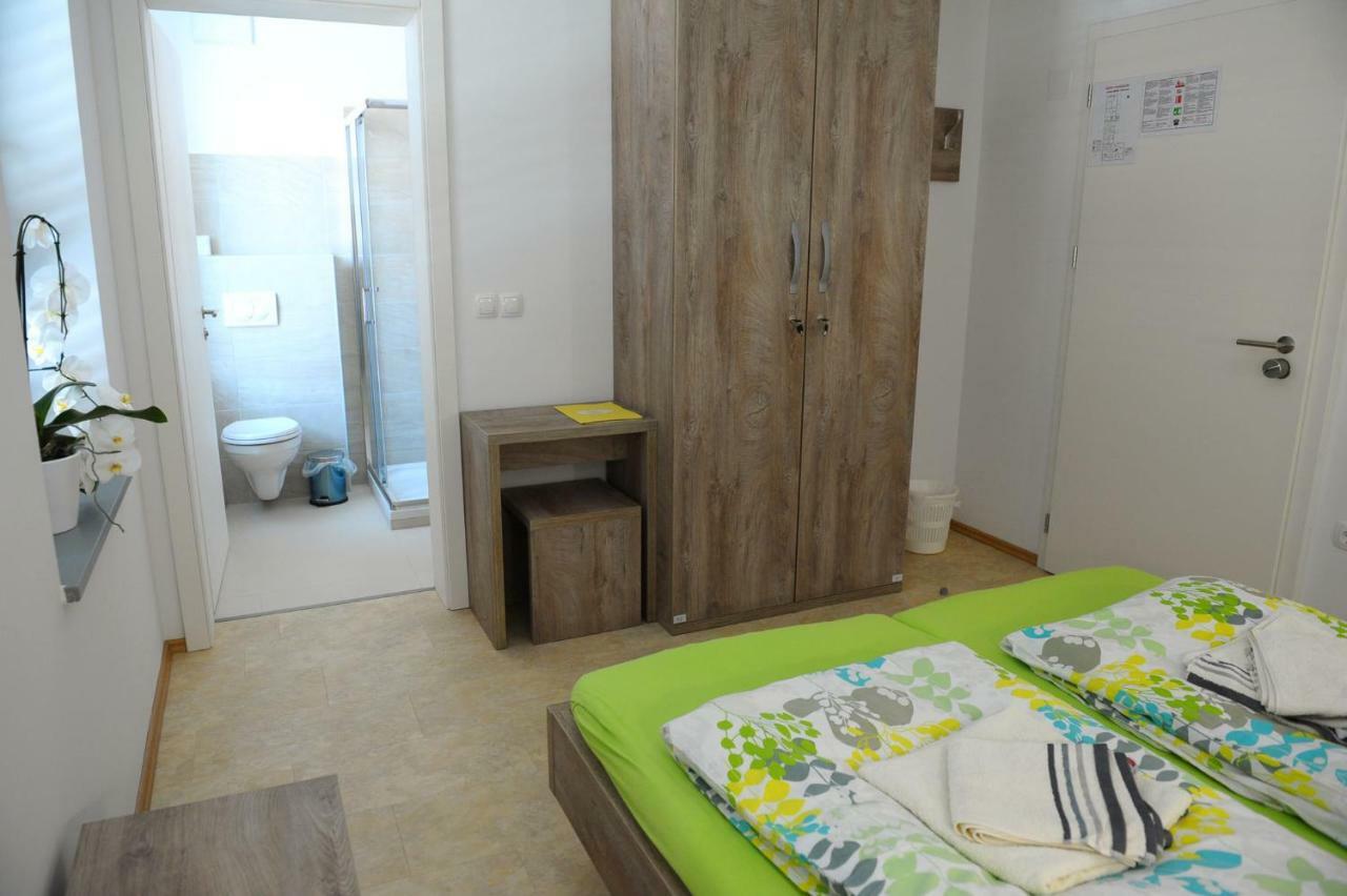 Hostel Ormož Buitenkant foto