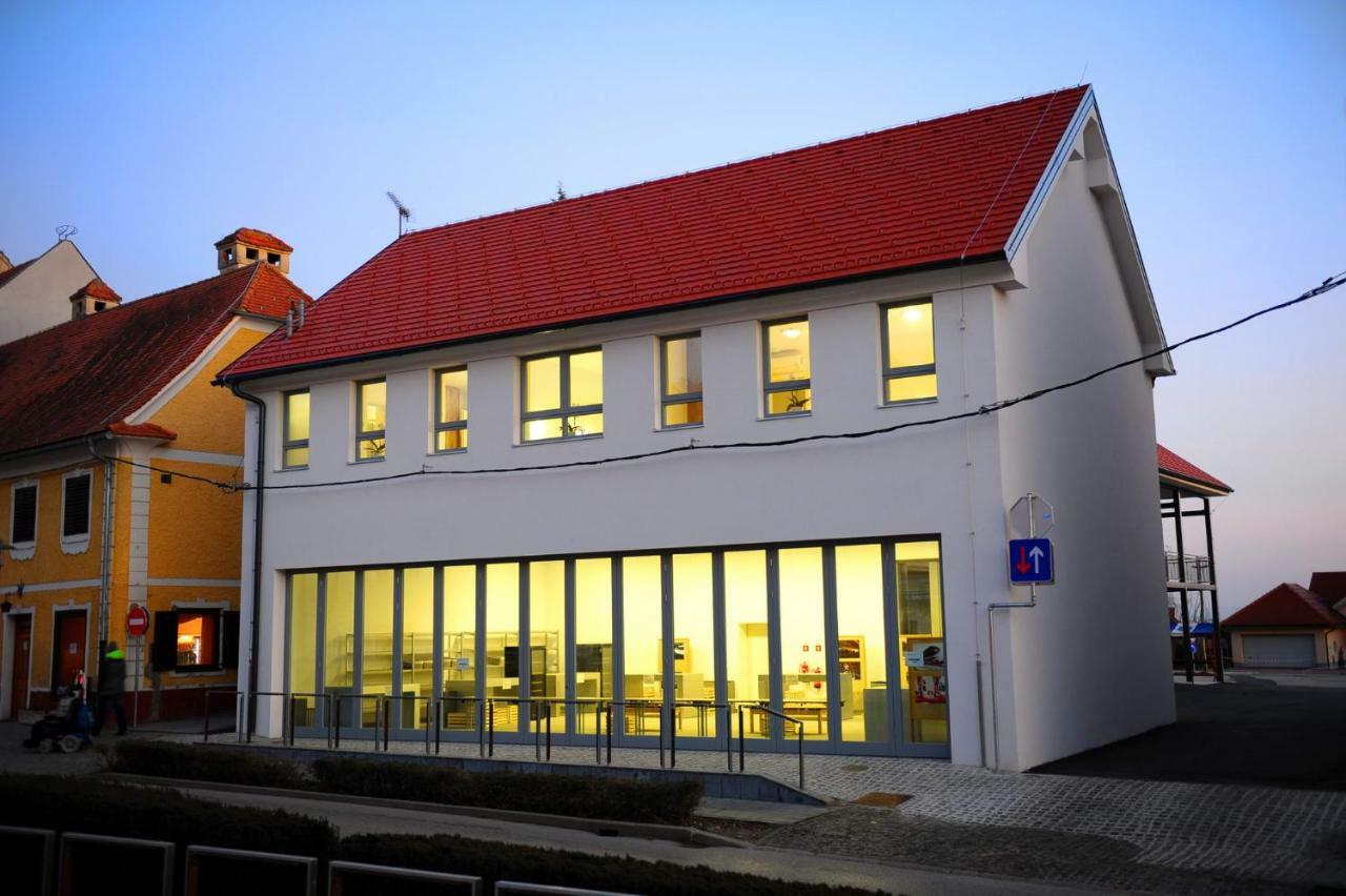 Hostel Ormož Buitenkant foto
