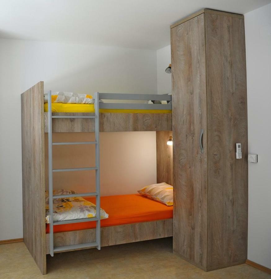Hostel Ormož Buitenkant foto